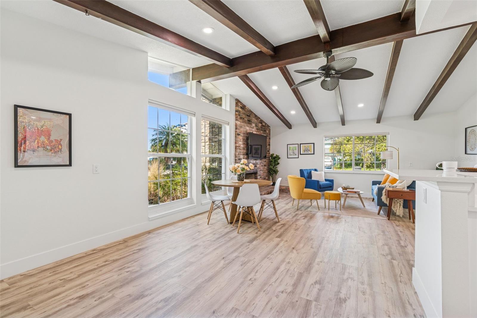 Image 5 of 39 For 9107 Bay Street Ne