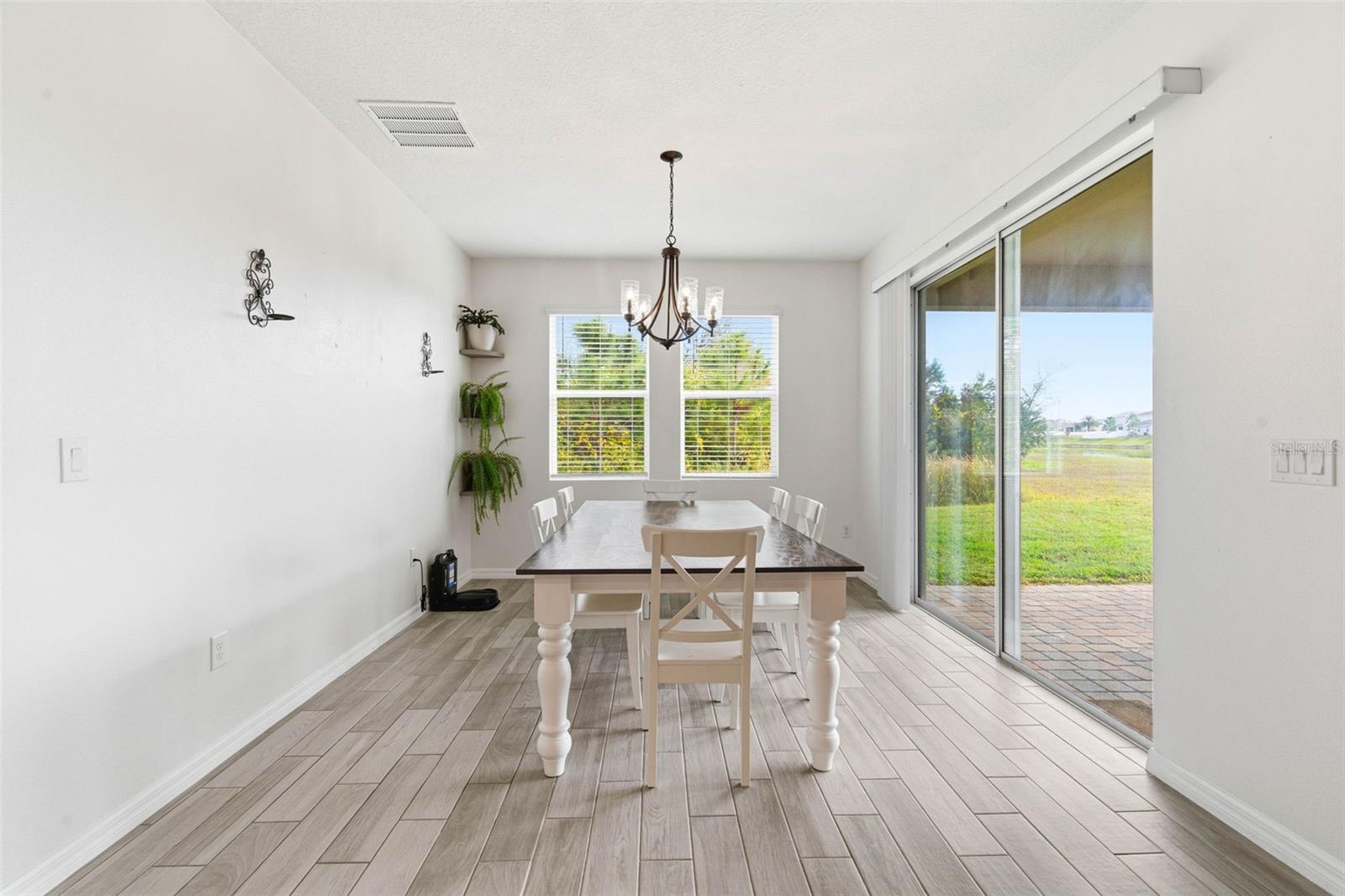 Image 23 of 54 For 13826 Kinsale Street