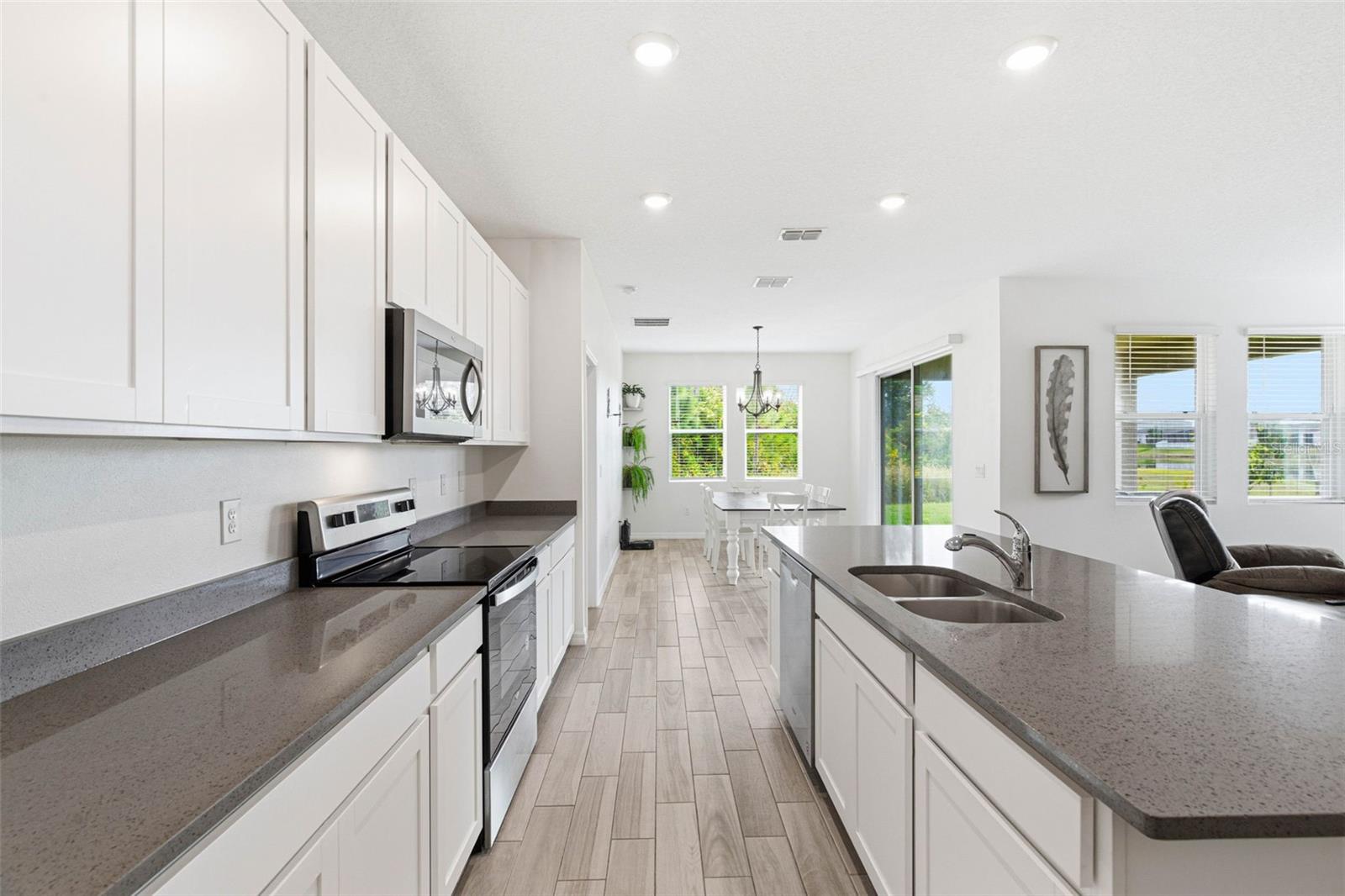 Image 29 of 54 For 13826 Kinsale Street