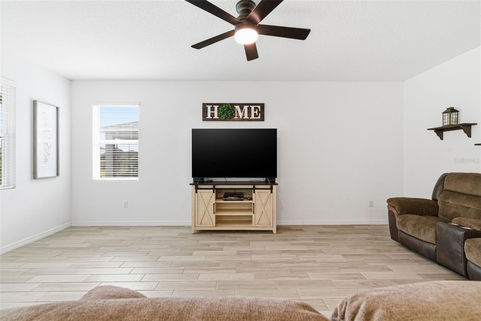 Image 34 of 54 For 13826 Kinsale Street