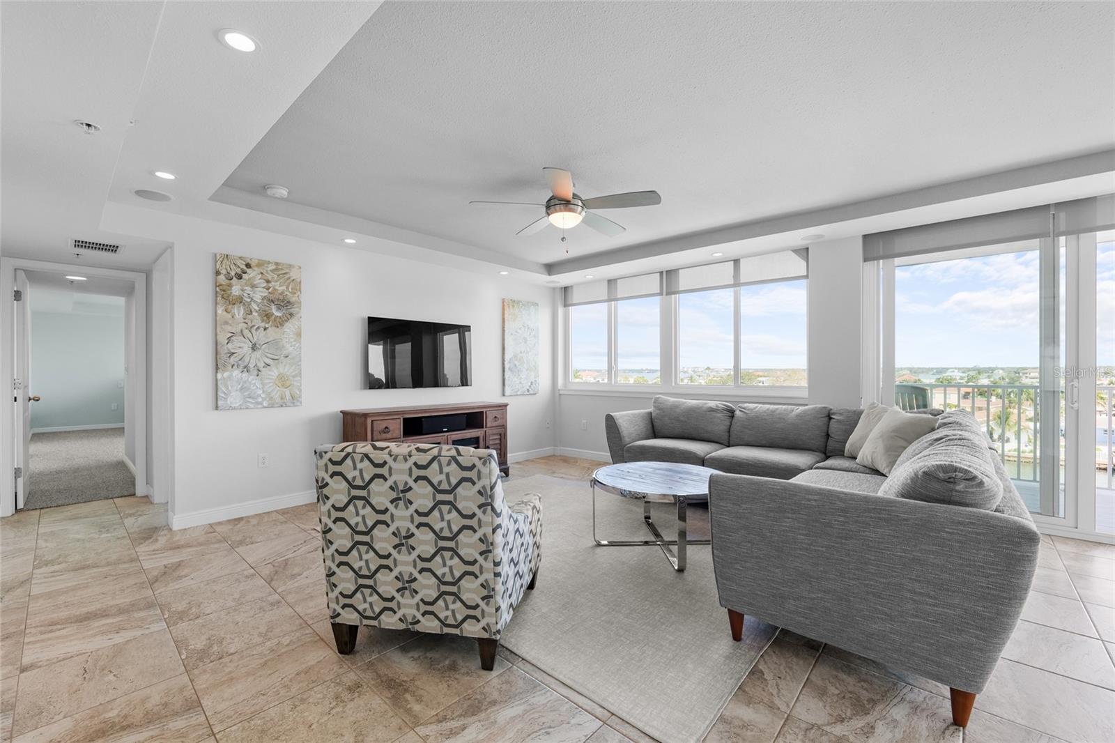 Image 19 of 39 For 223 Island Way 5e