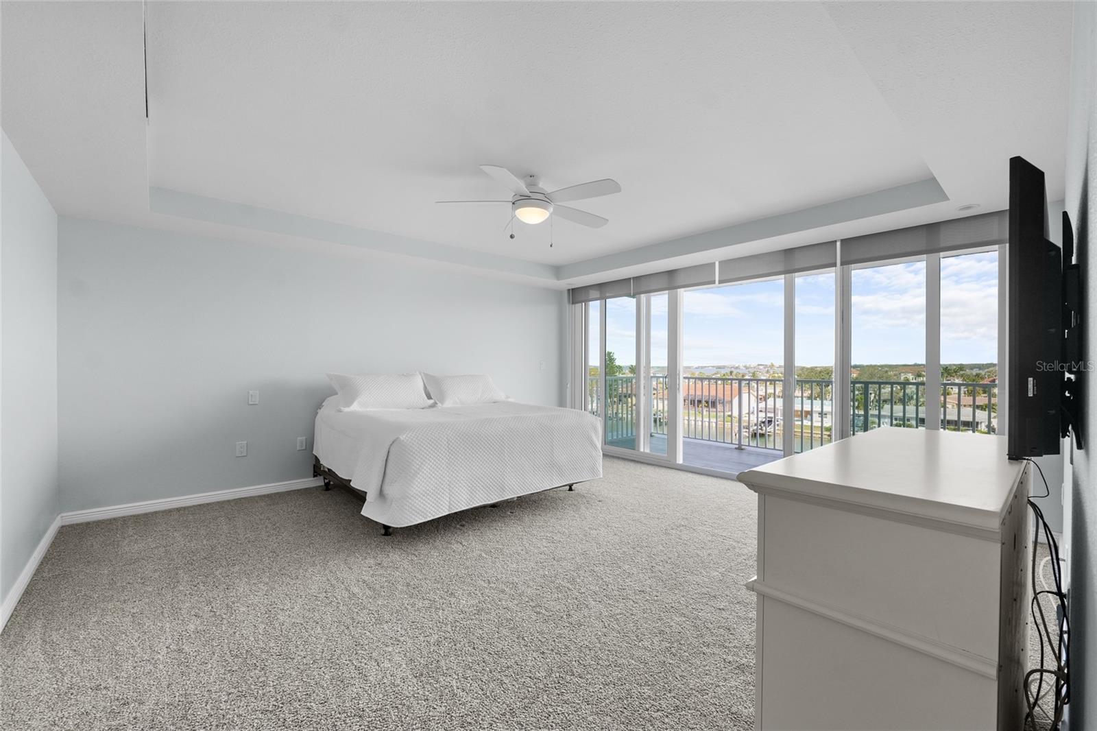 Image 25 of 39 For 223 Island Way 5e