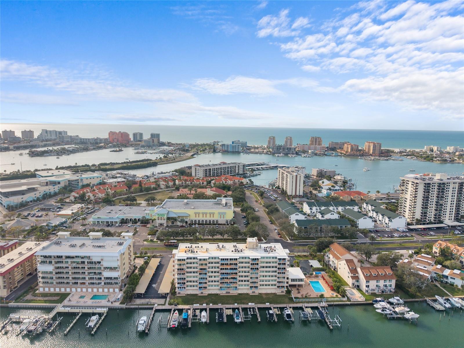 Image 5 of 39 For 223 Island Way 5e