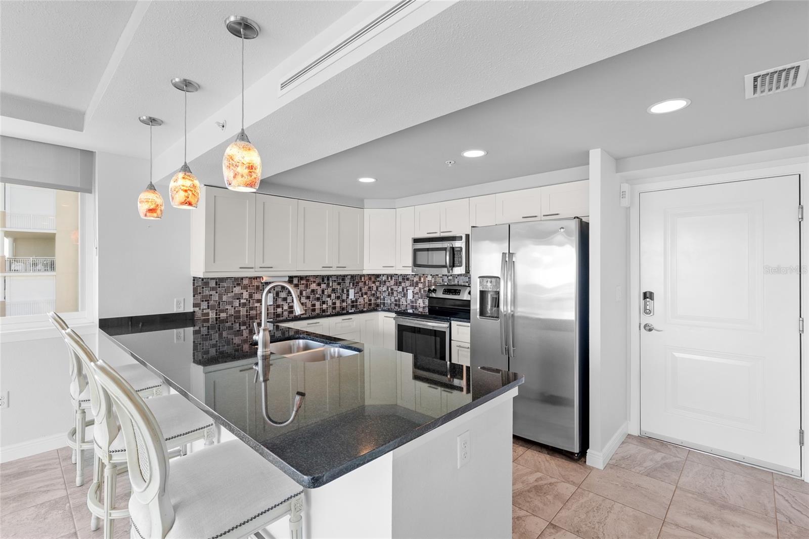 Image 8 of 39 For 223 Island Way 5e