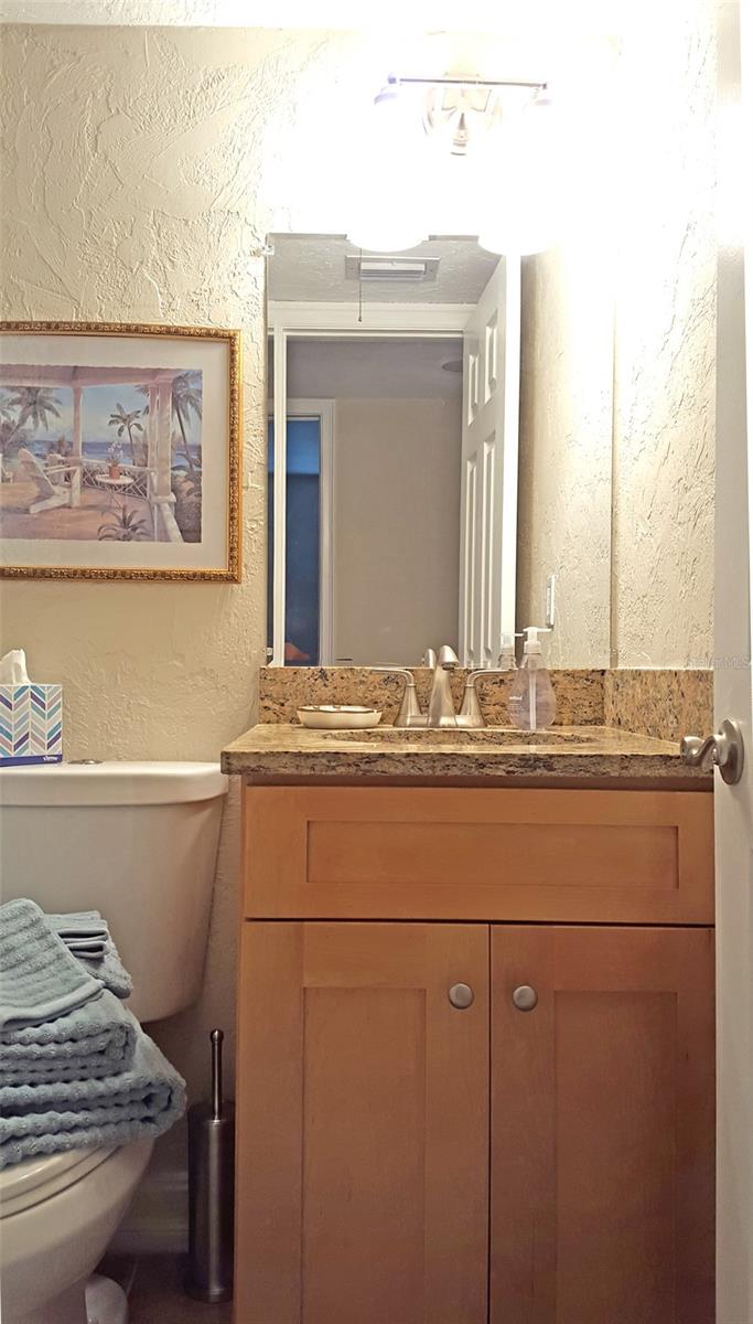 Image 10 of 13 For 2525 Bay Drive B24