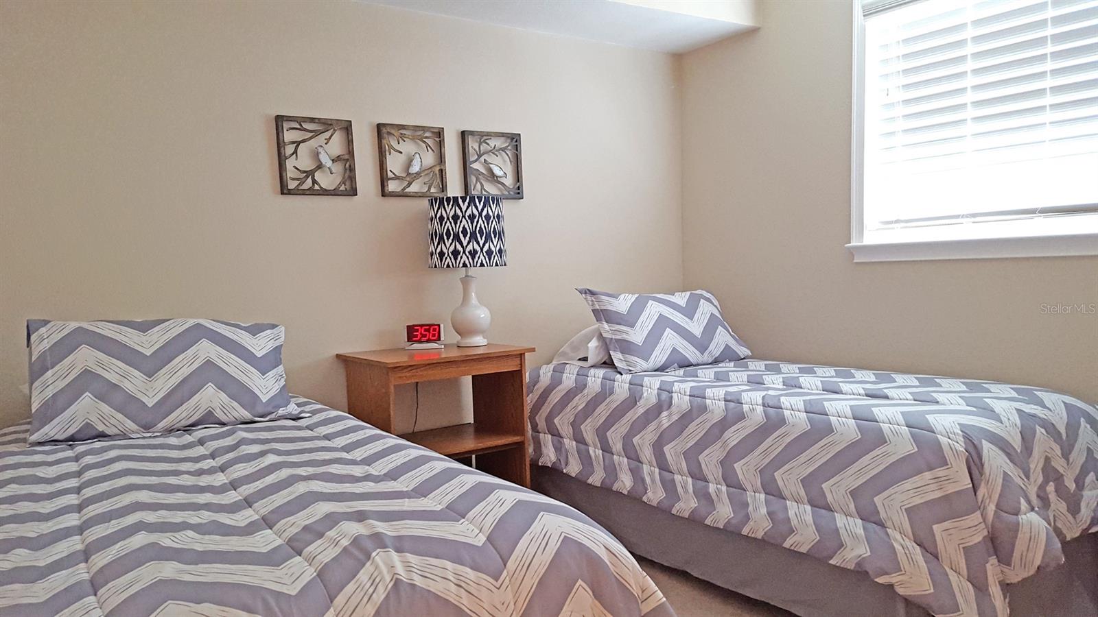 Image 8 of 13 For 2525 Bay Drive B24