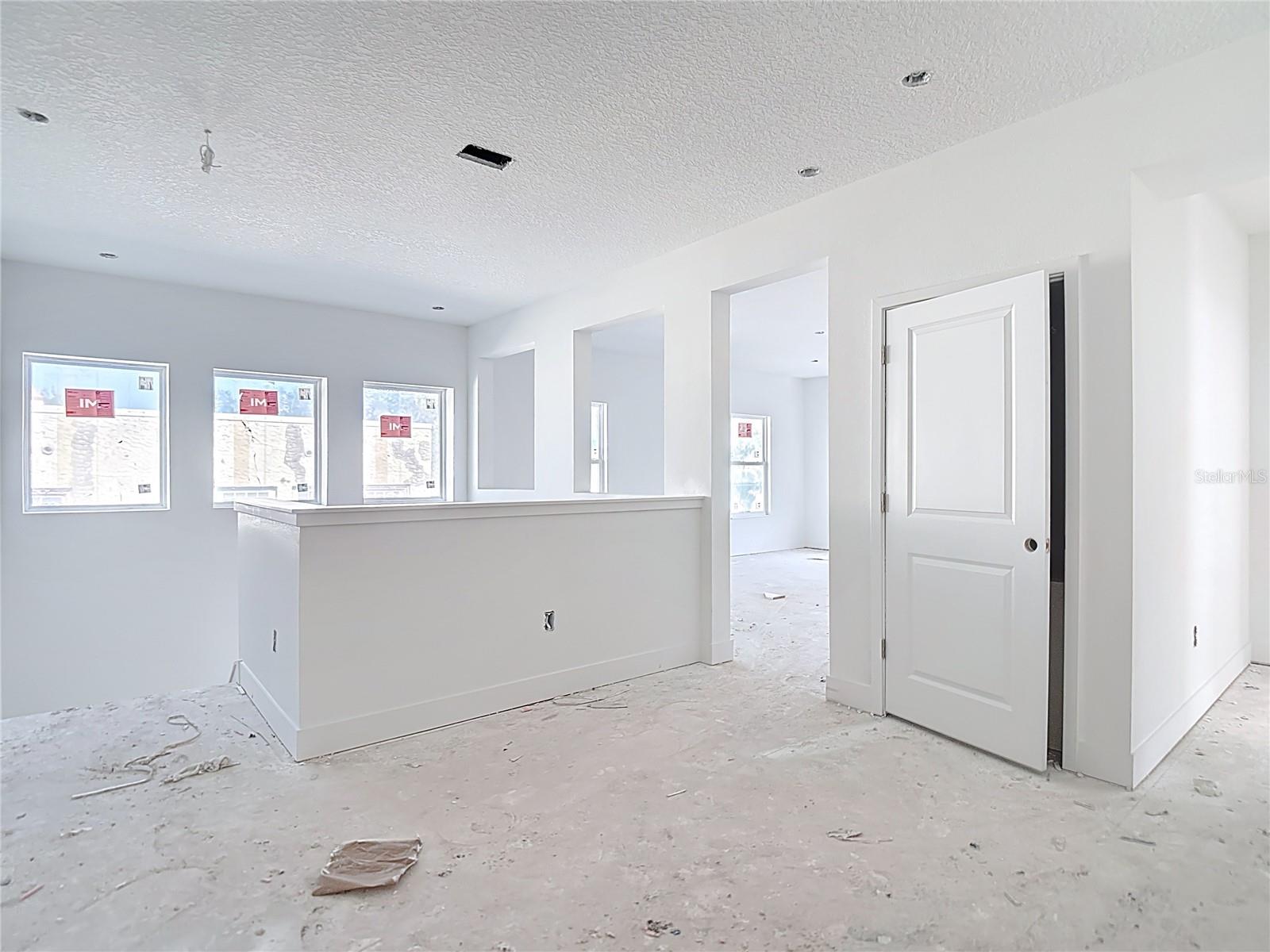 Listing photo id 29 for 410 West Shore Boulevard