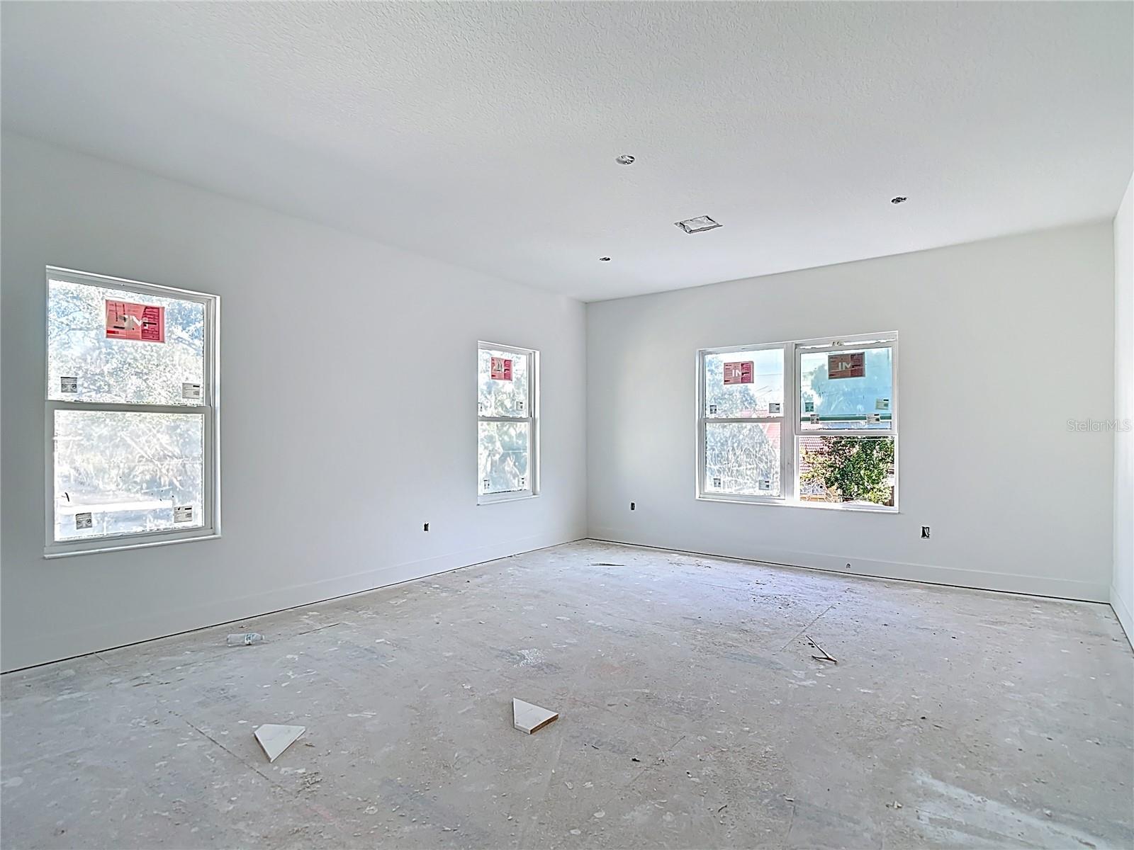 Listing photo id 30 for 410 West Shore Boulevard