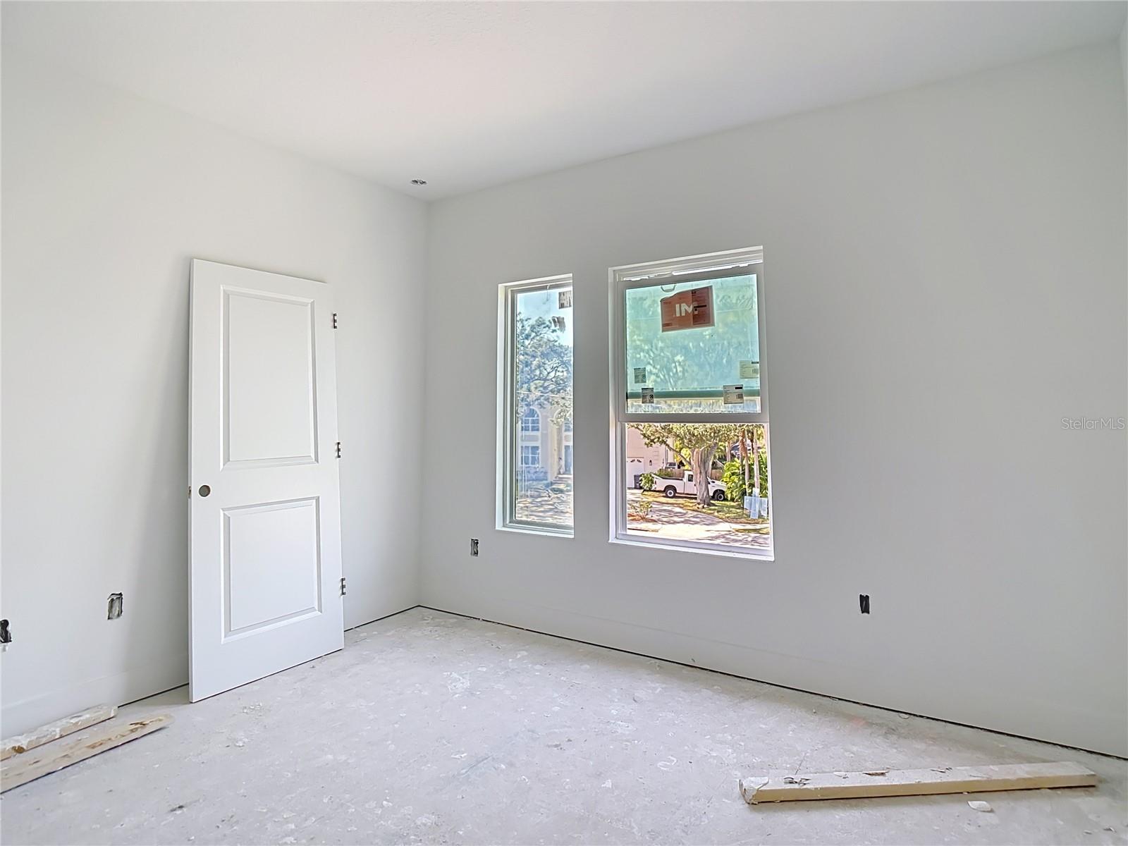 Listing photo id 38 for 410 West Shore Boulevard