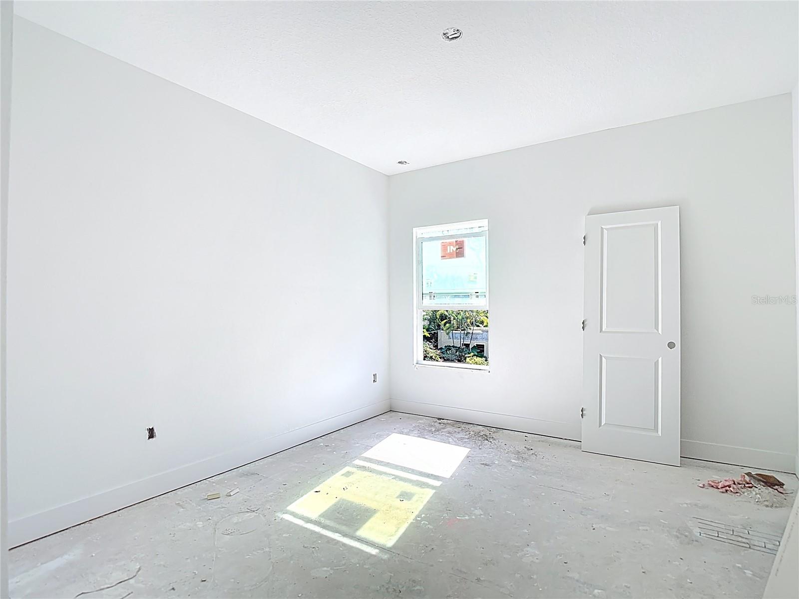 Listing photo id 41 for 410 West Shore Boulevard