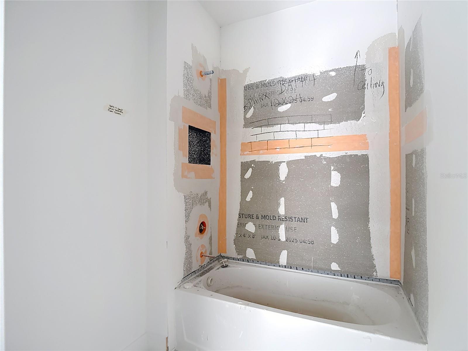 Listing photo id 45 for 410 West Shore Boulevard