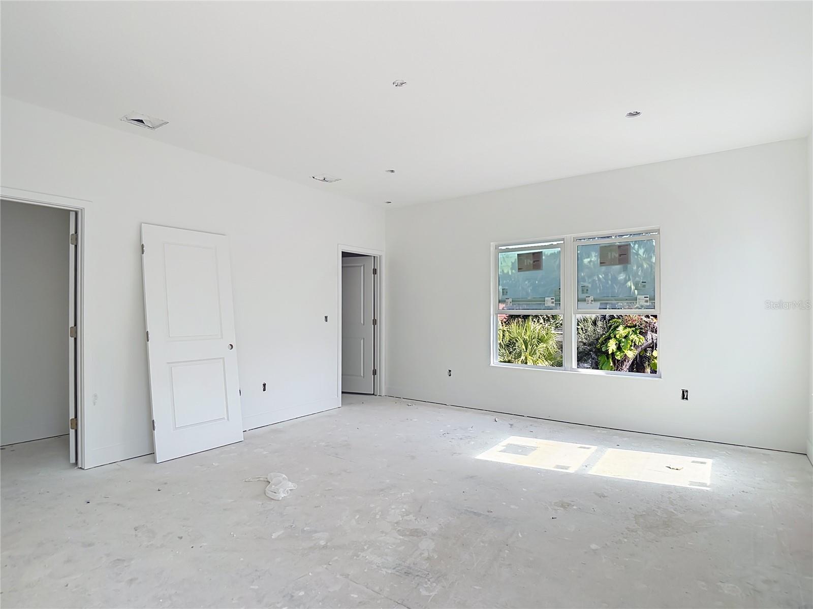 Listing photo id 50 for 410 West Shore Boulevard