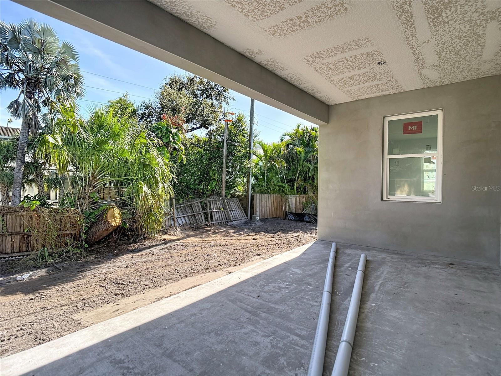 Listing photo id 57 for 410 West Shore Boulevard