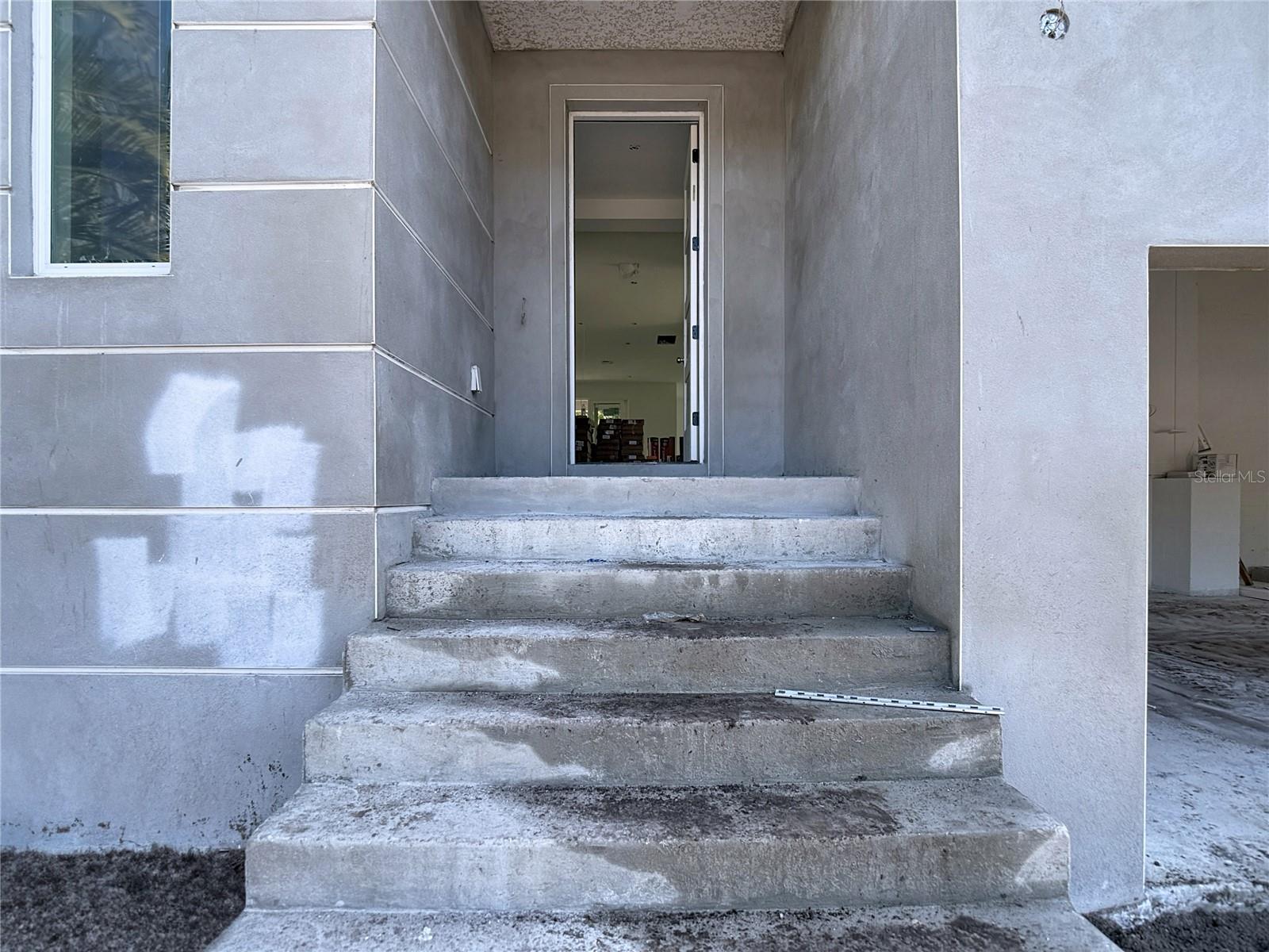 Listing photo id 5 for 410 West Shore Boulevard