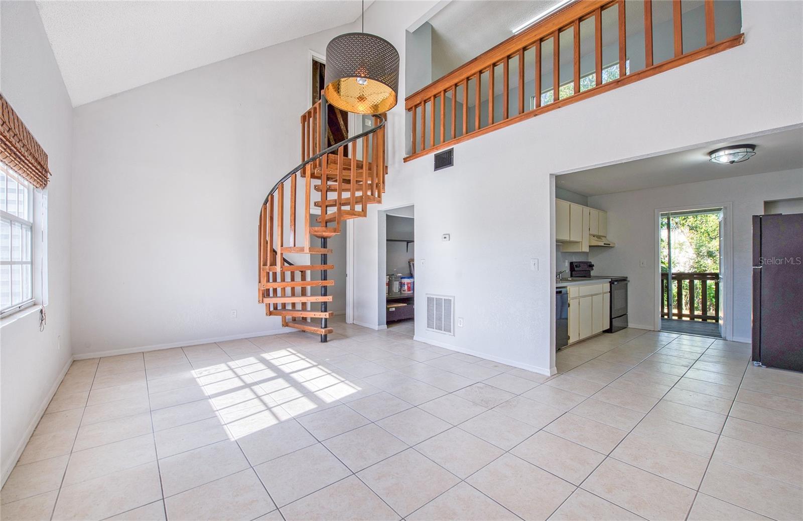 Image 6 of 27 For 5655 67th Avenue N 222