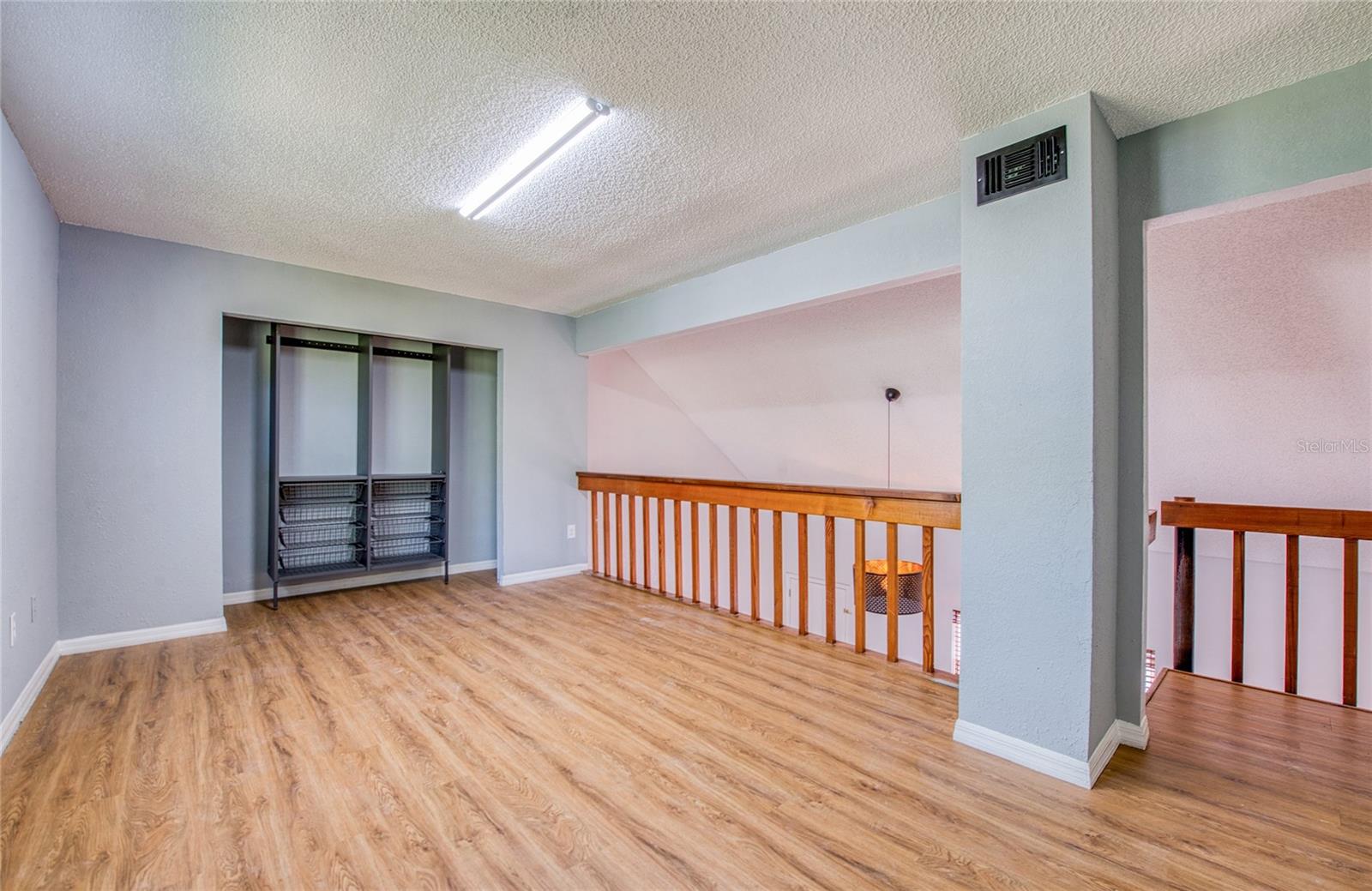 Image 8 of 27 For 5655 67th Avenue N 222