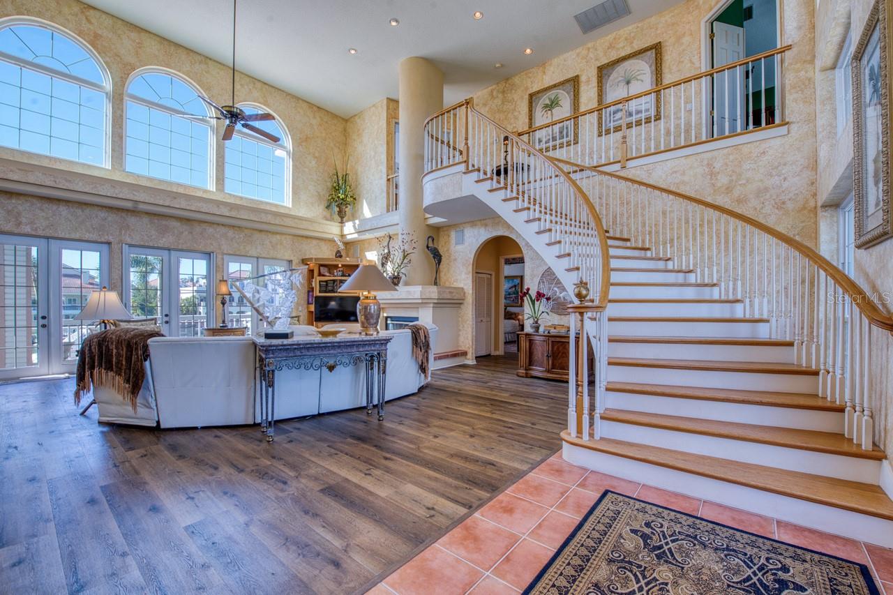 Image 11 of 71 For 2829 Seabreeze Drive S