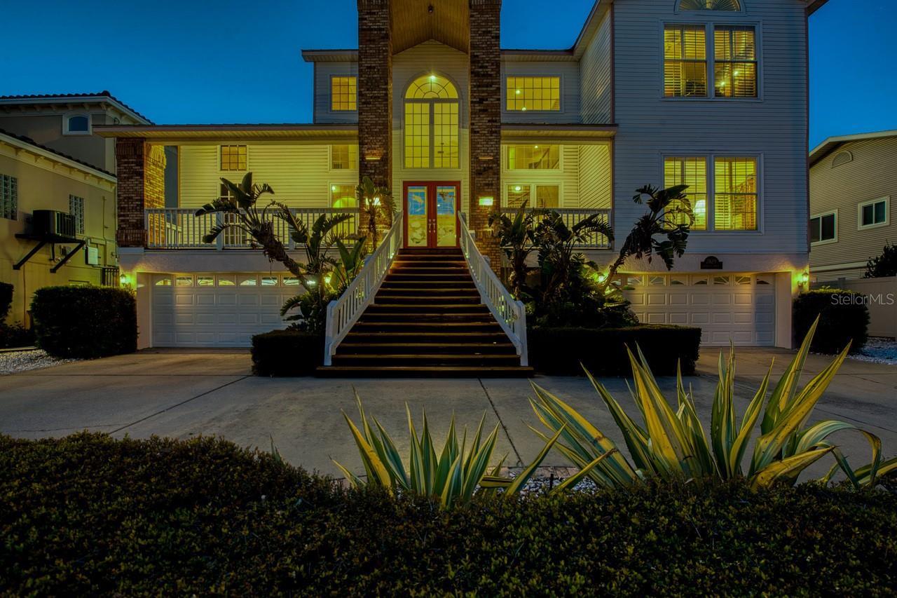 Image 2 of 71 For 2829 Seabreeze Drive S