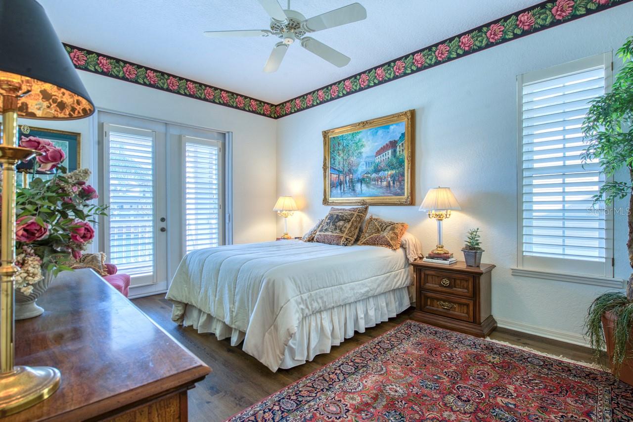 Image 41 of 71 For 2829 Seabreeze Drive S