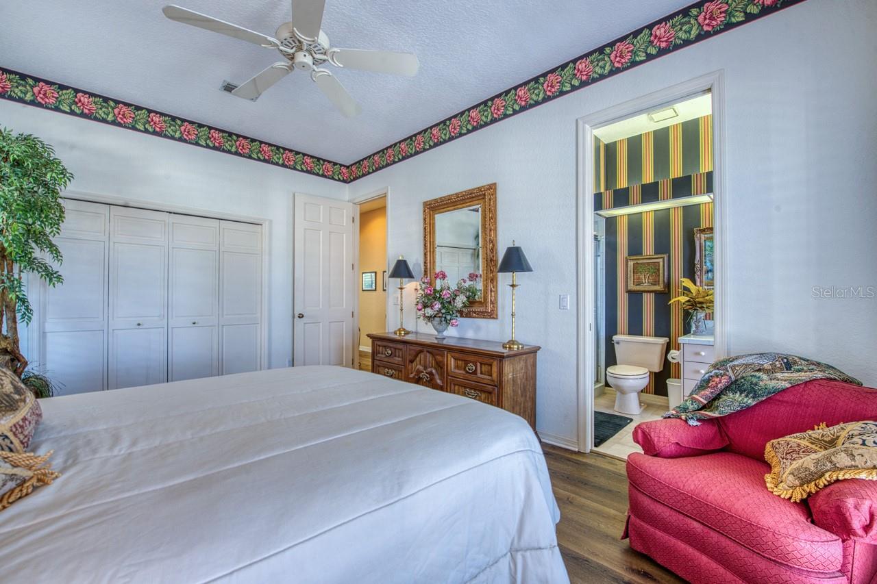 Image 43 of 71 For 2829 Seabreeze Drive S