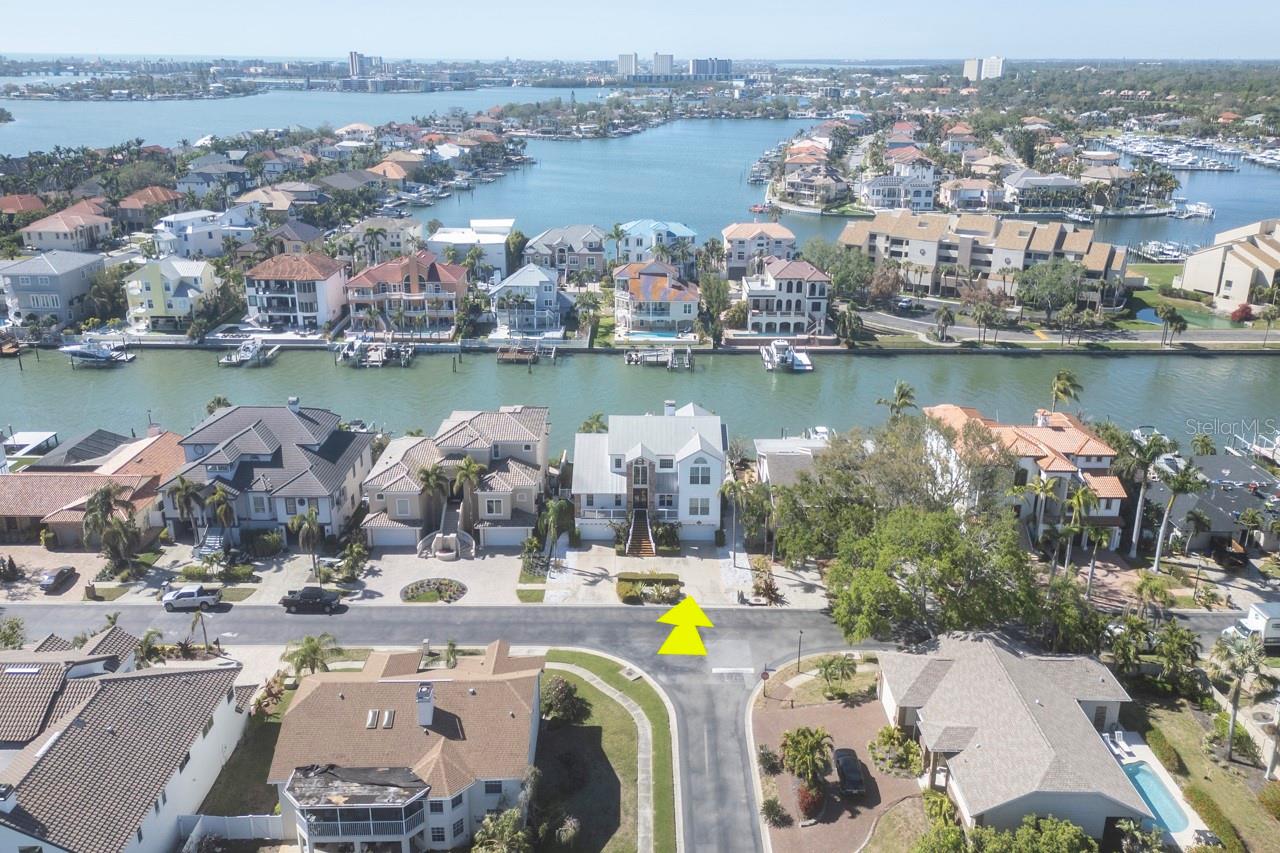 Image 61 of 71 For 2829 Seabreeze Drive S