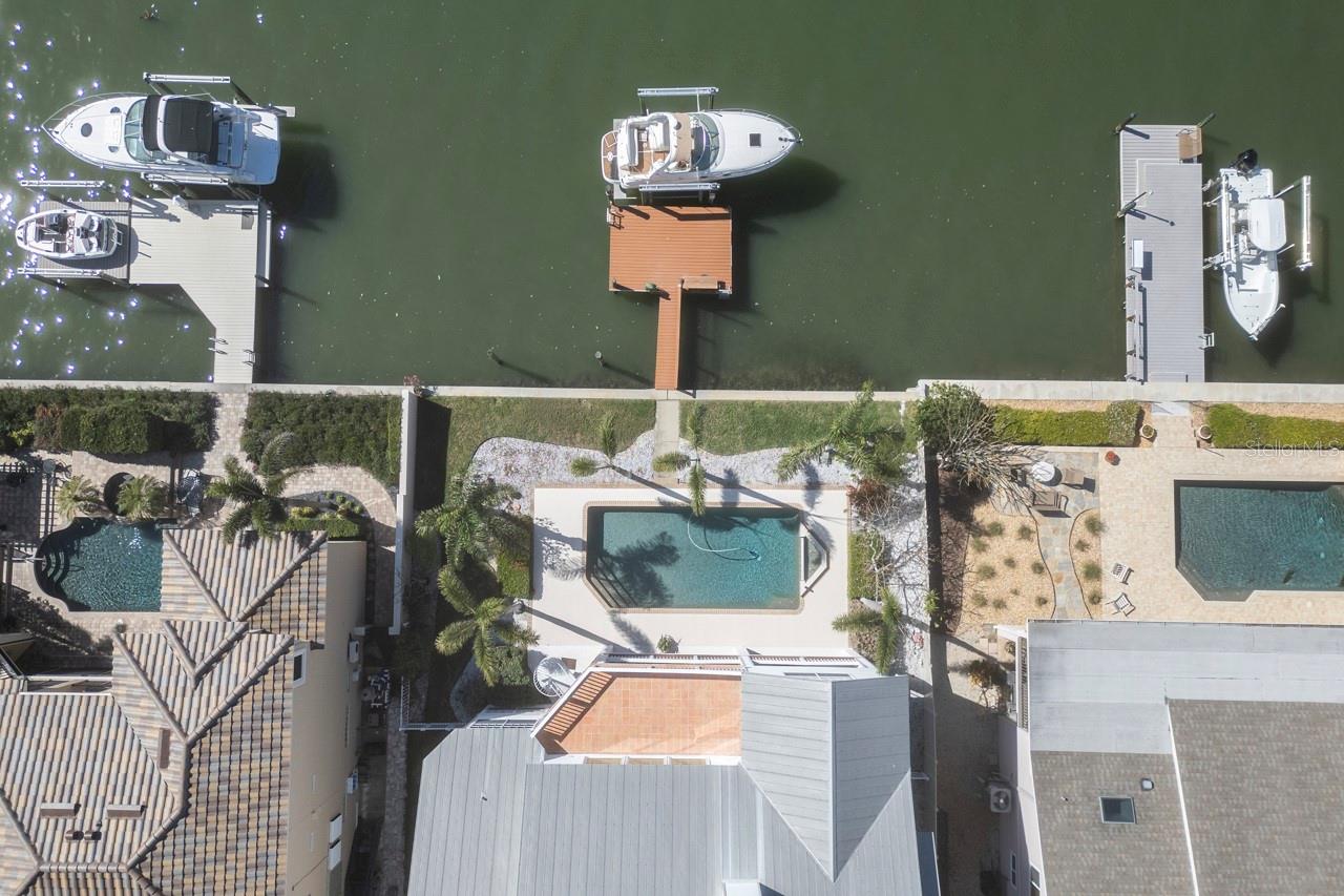 Image 63 of 71 For 2829 Seabreeze Drive S