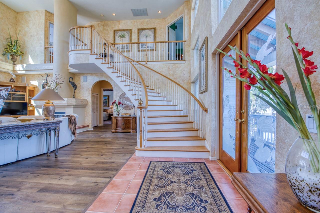 Image 9 of 71 For 2829 Seabreeze Drive S