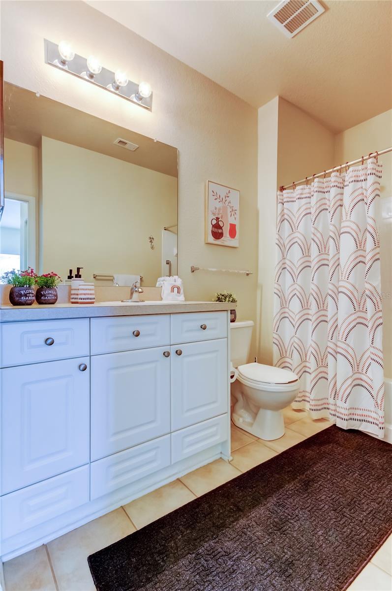 Image 21 of 62 For 1216 Missouri Avenue 220