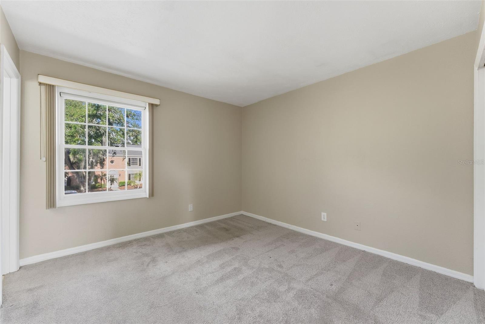 Image 31 of 83 For 13832 Orange Sunset Drive 201