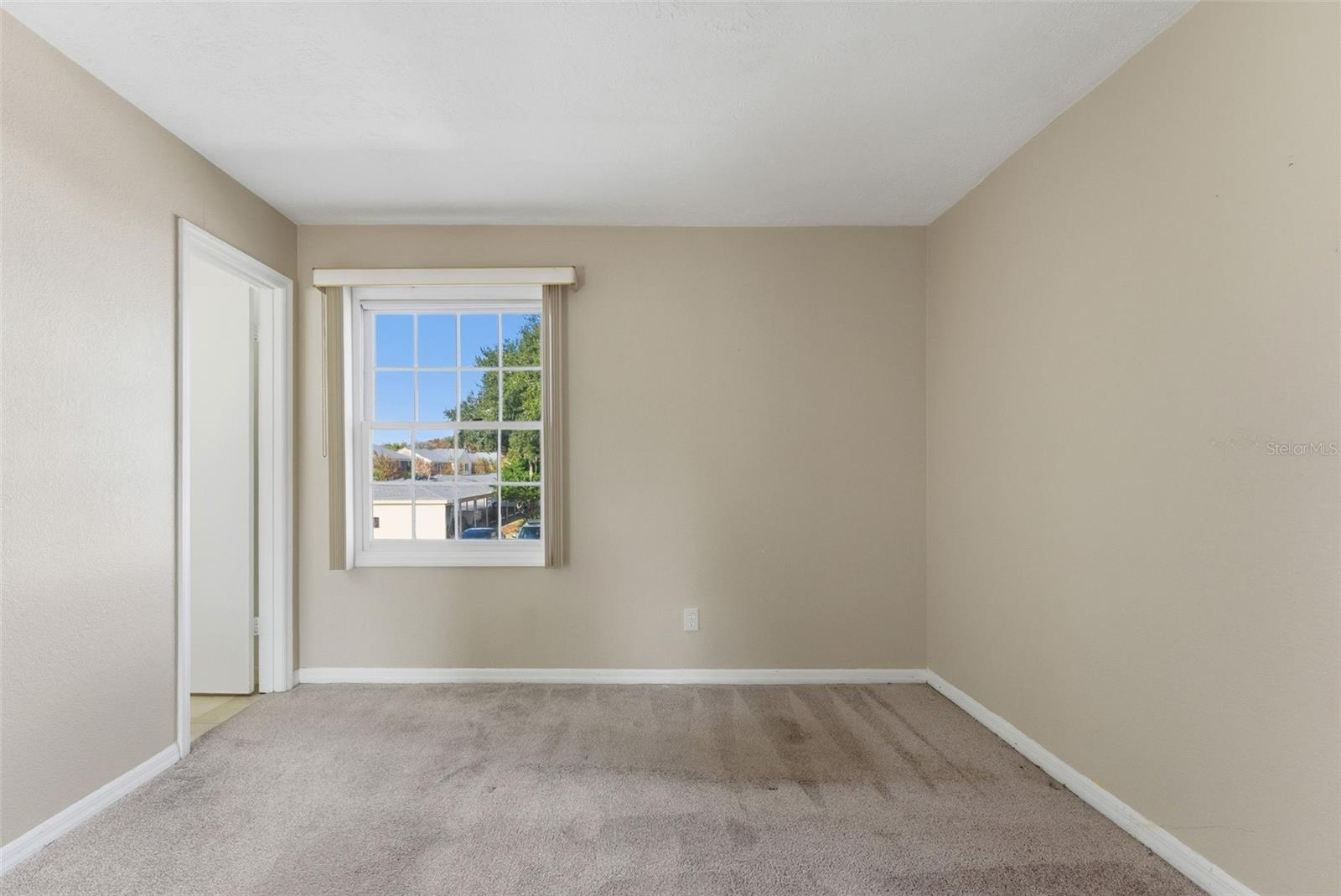 Image 32 of 83 For 13832 Orange Sunset Drive 201