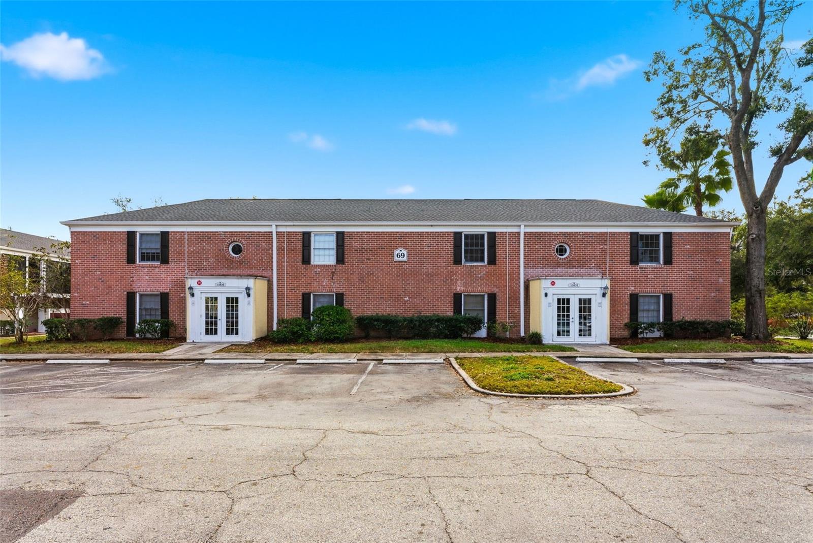 Image 7 of 83 For 13832 Orange Sunset Drive 201