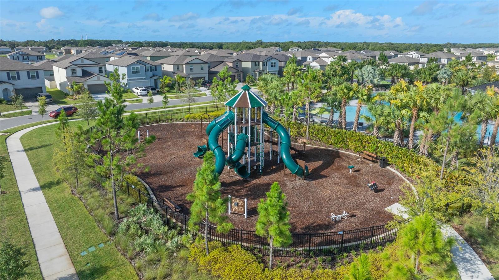 Image 23 of 27 For 5454 Blue Azure Drive