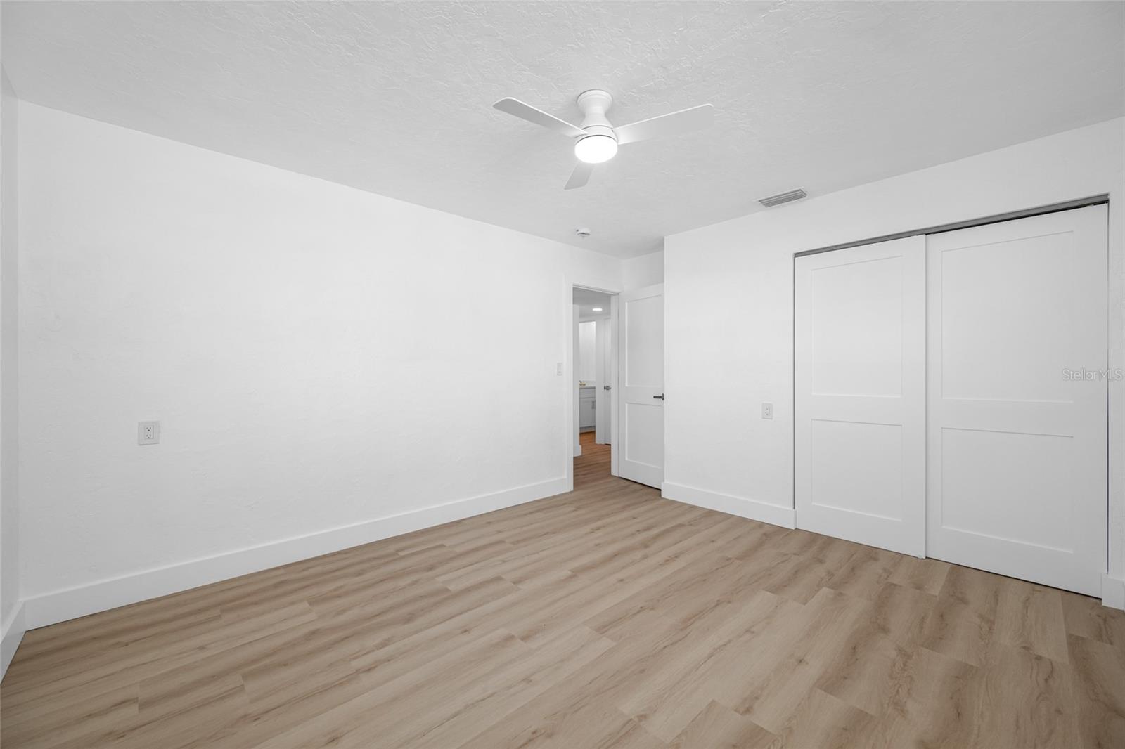 Image 33 of 55 For 7930 Causeway Boulevard S