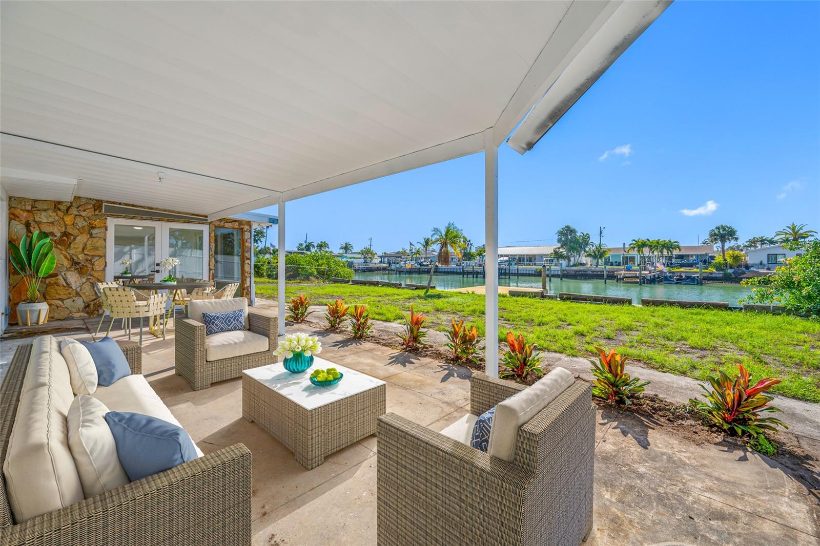 Image 41 of 55 For 7930 Causeway Boulevard S