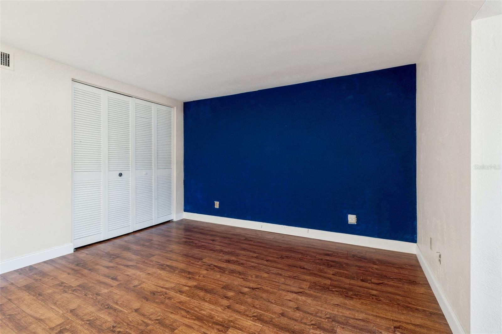 Image 15 of 27 For 4565 Duhme Road 203