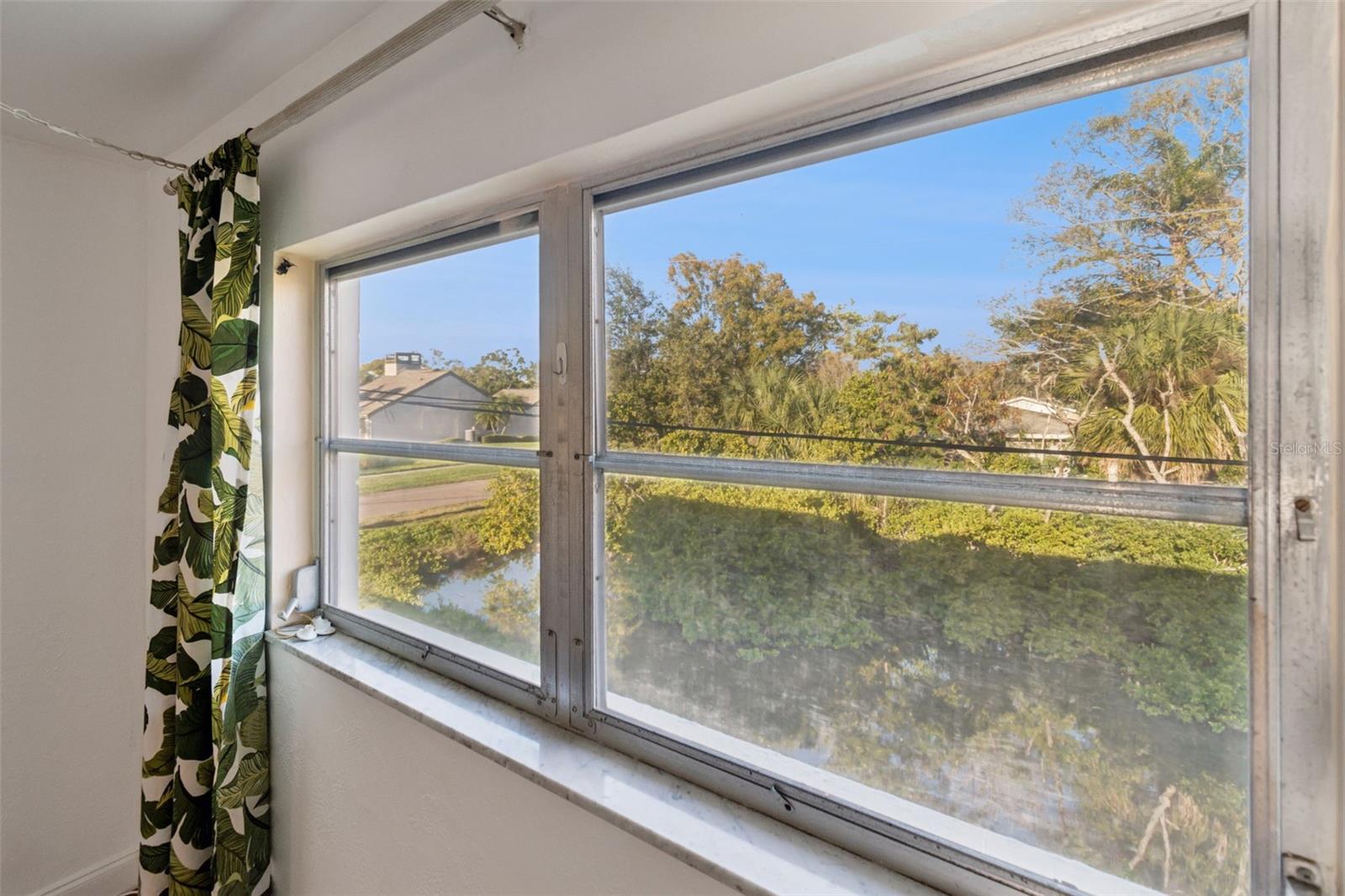 Image 19 of 27 For 4565 Duhme Road 203