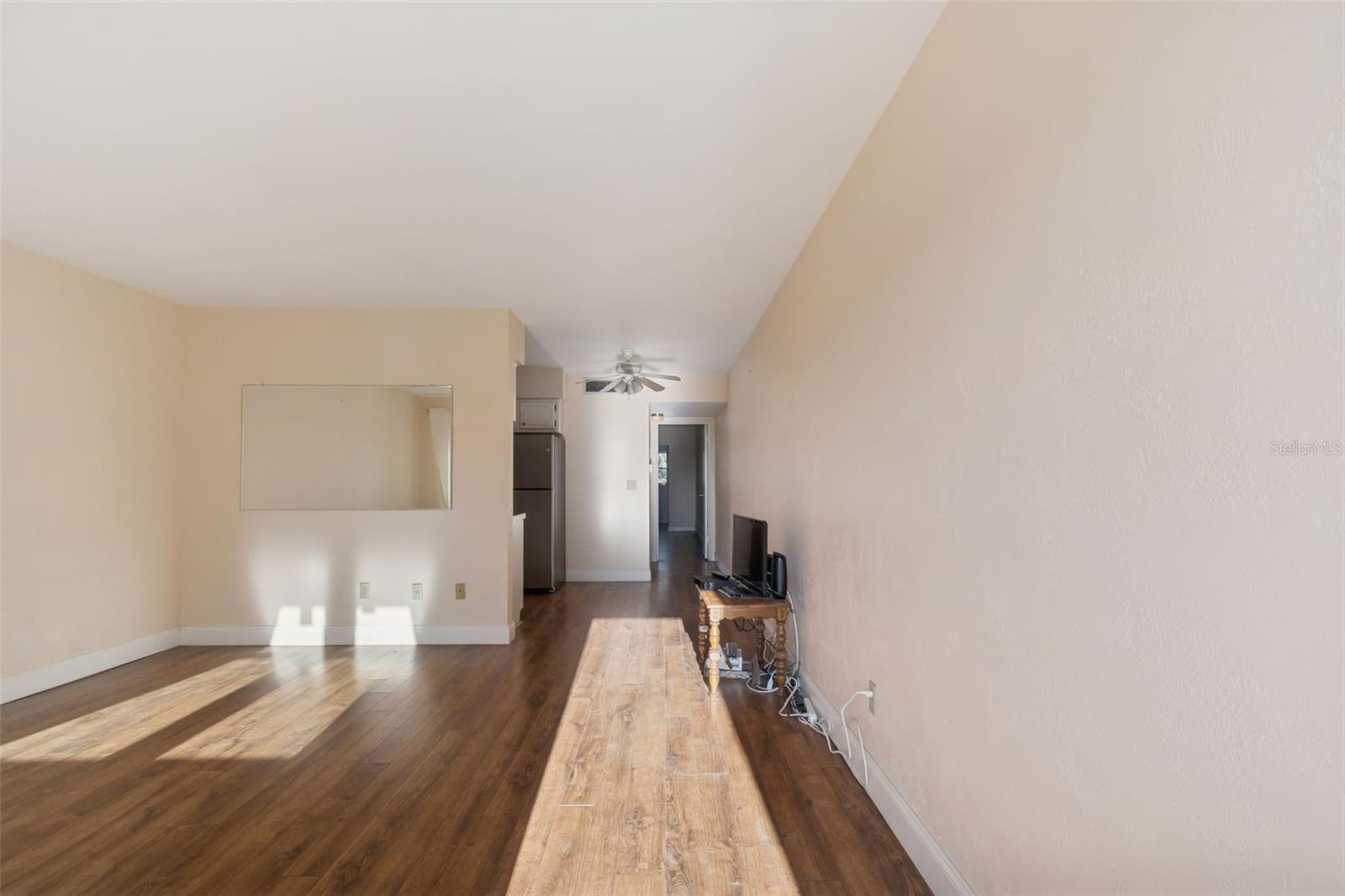 Image 3 of 27 For 4565 Duhme Road 203