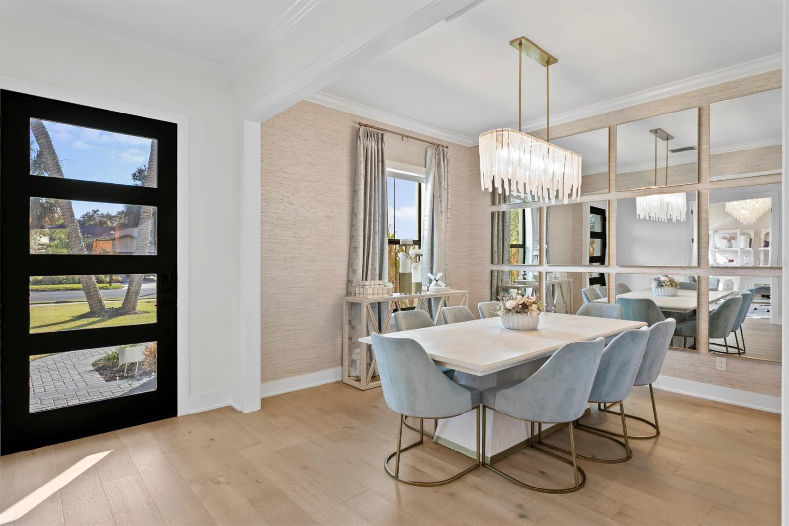 Listing photo id 9 for 4111 Swann Avenue