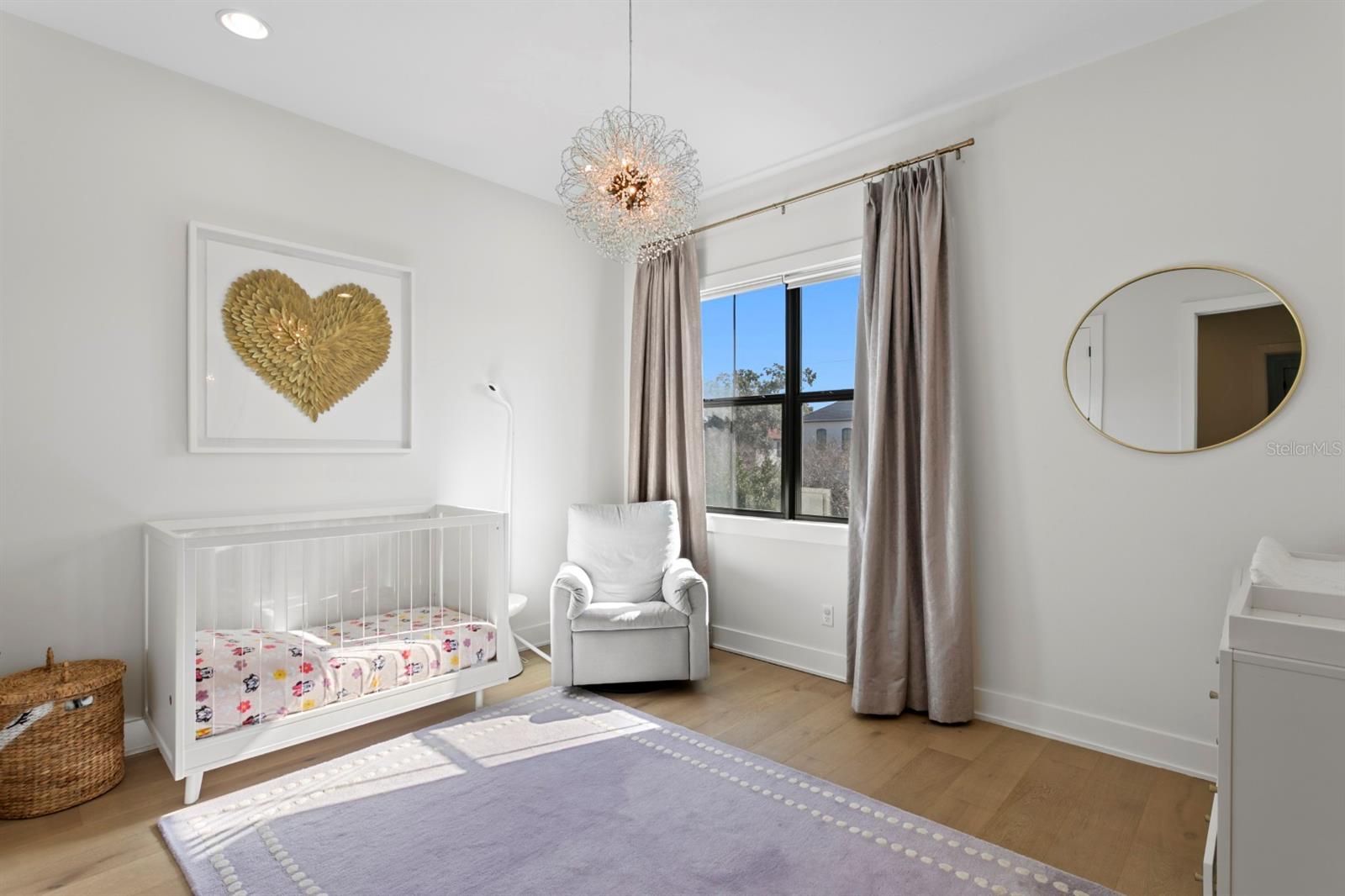 Listing photo id 28 for 4111 Swann Avenue