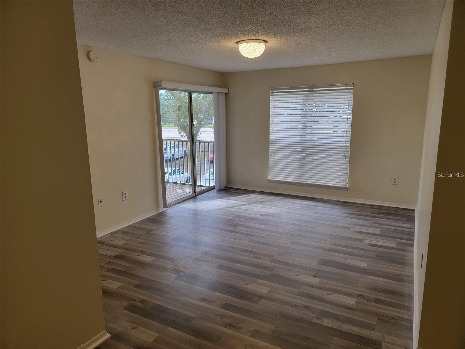 Image 6 of 23 For 4211 Chatham Oak Court 113