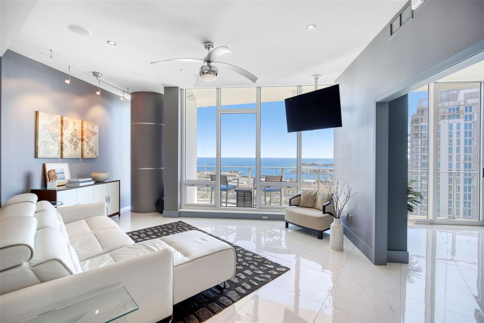 Image 10 of 67 For 175 1st Street S 3103