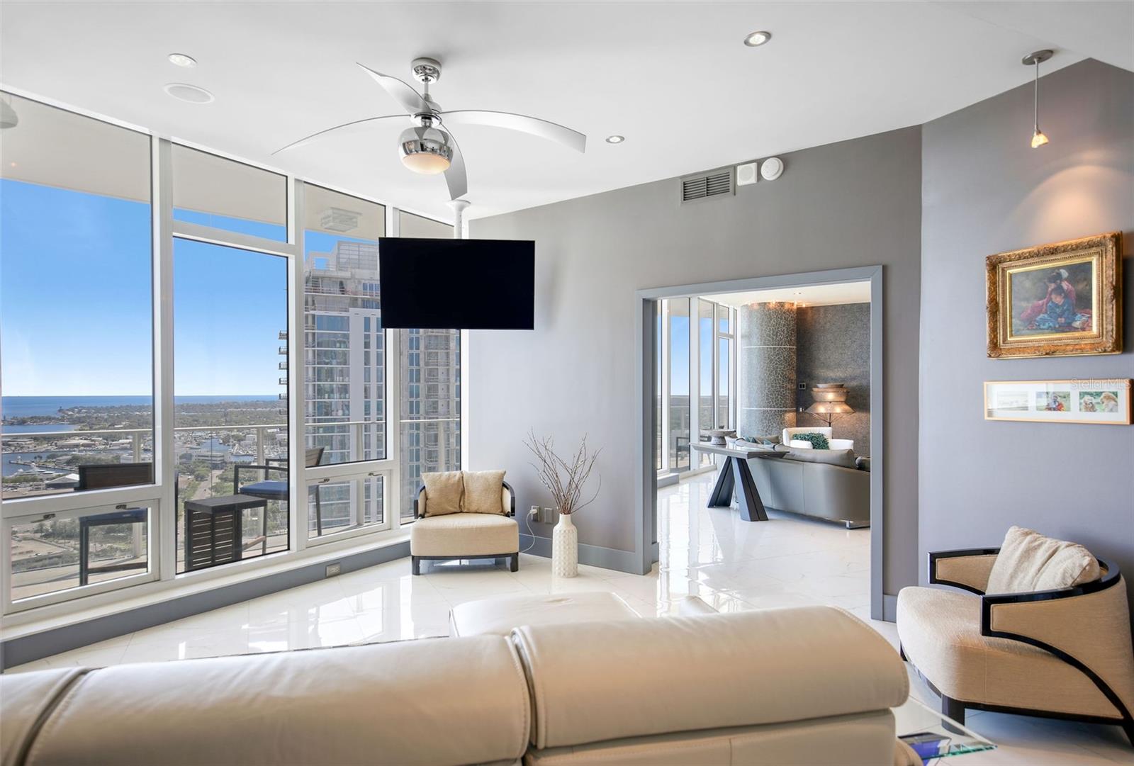 Image 12 of 67 For 175 1st Street S 3103