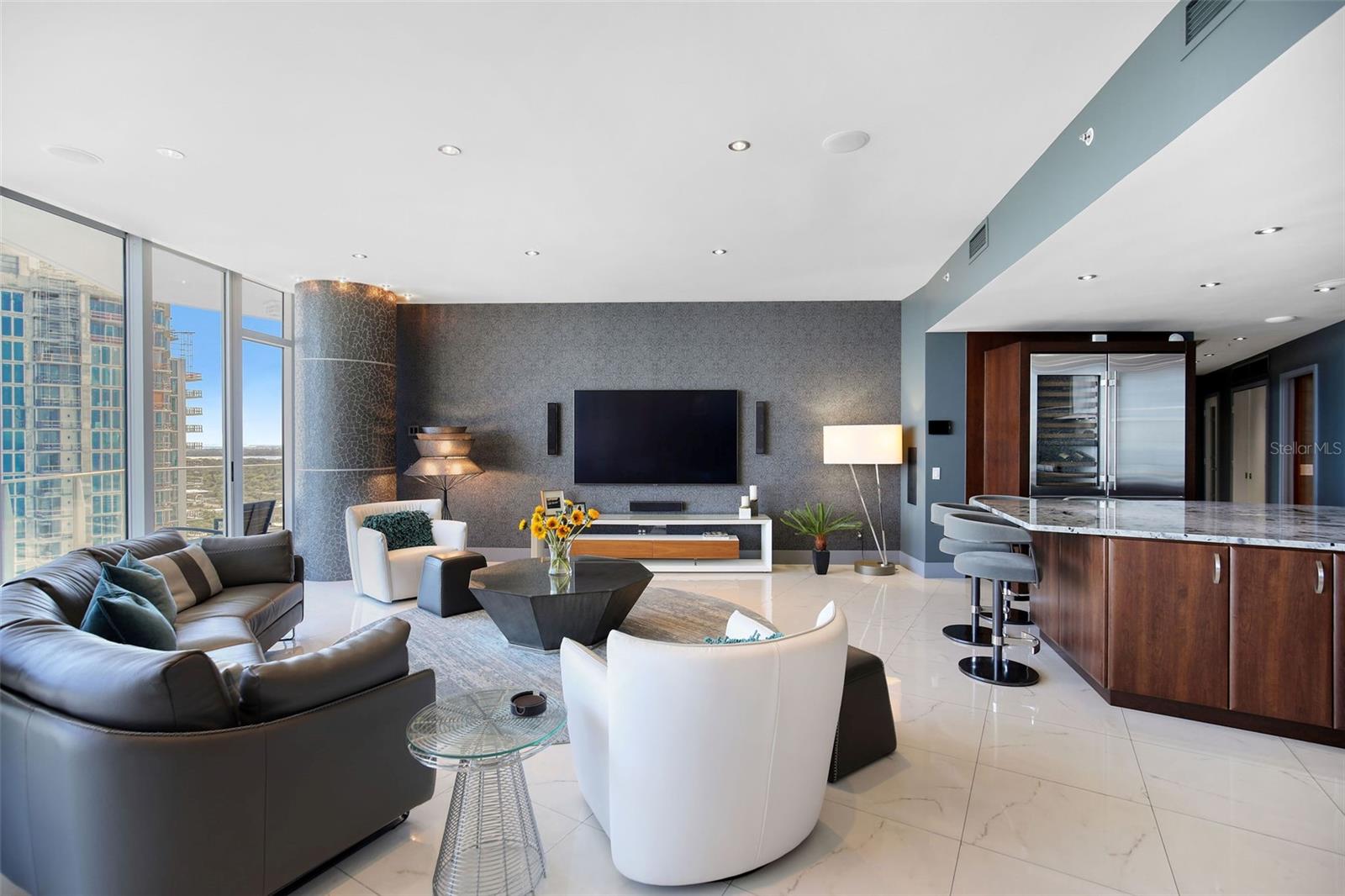 Image 16 of 67 For 175 1st Street S 3103