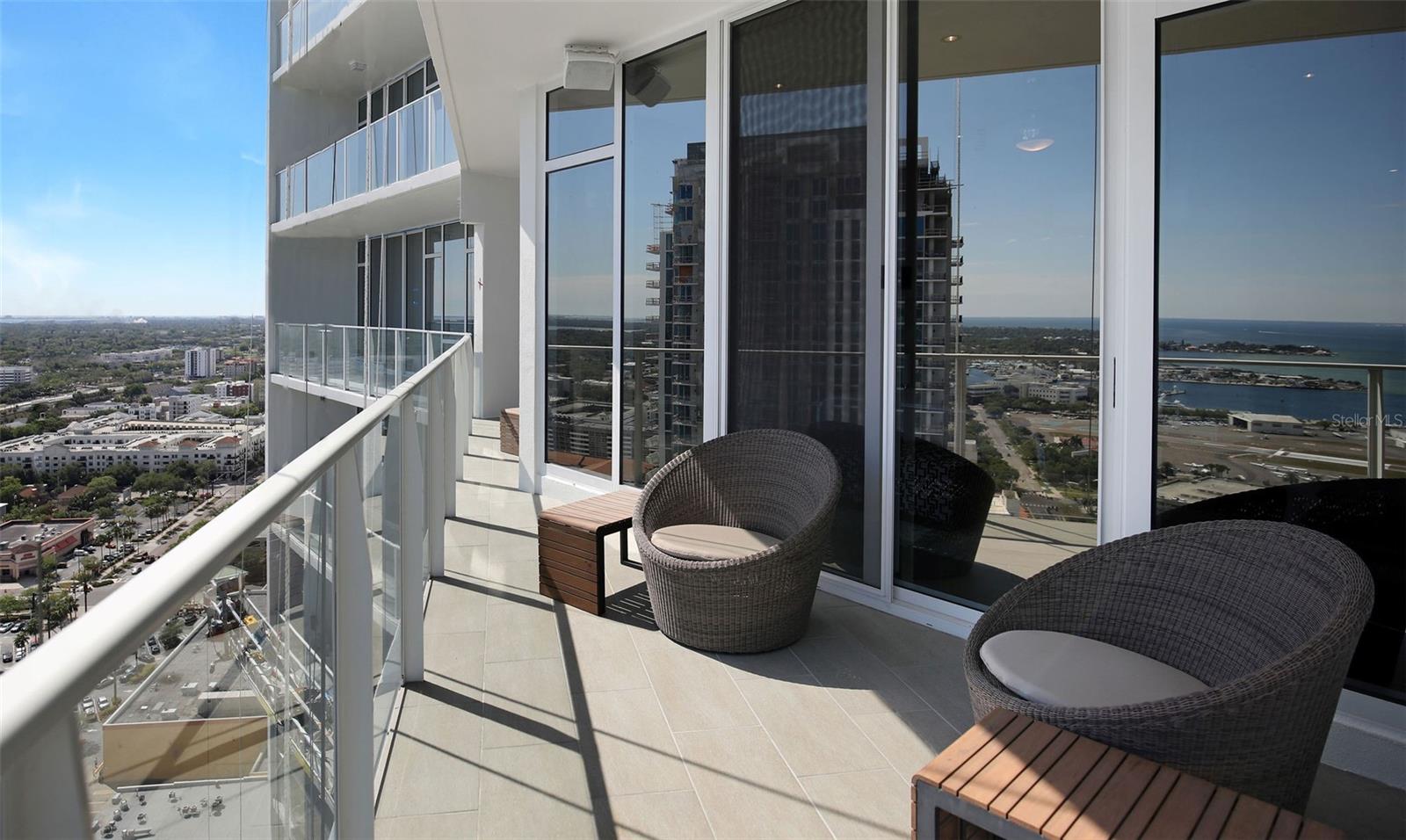 Image 18 of 67 For 175 1st Street S 3103