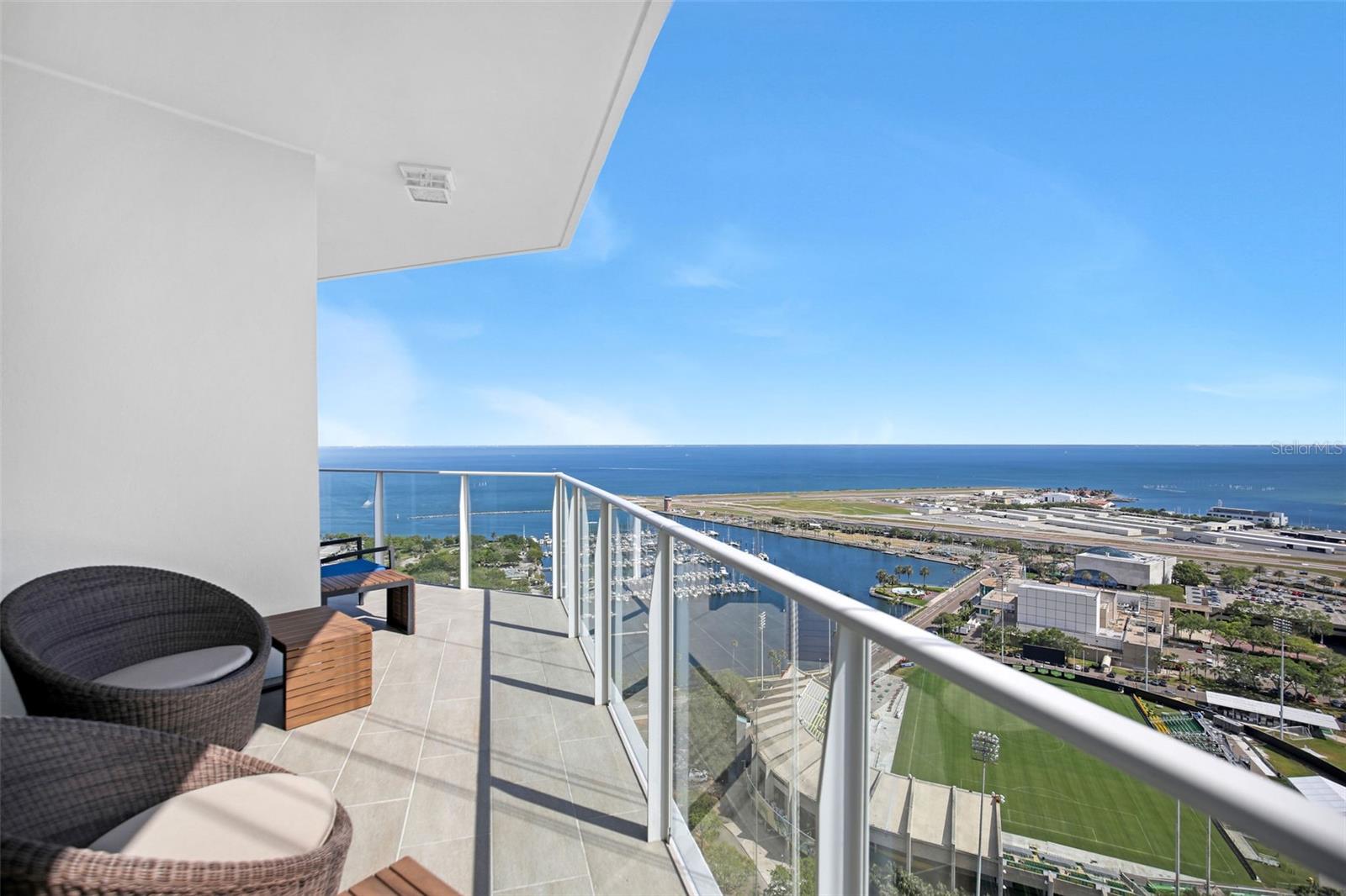 Image 19 of 67 For 175 1st Street S 3103