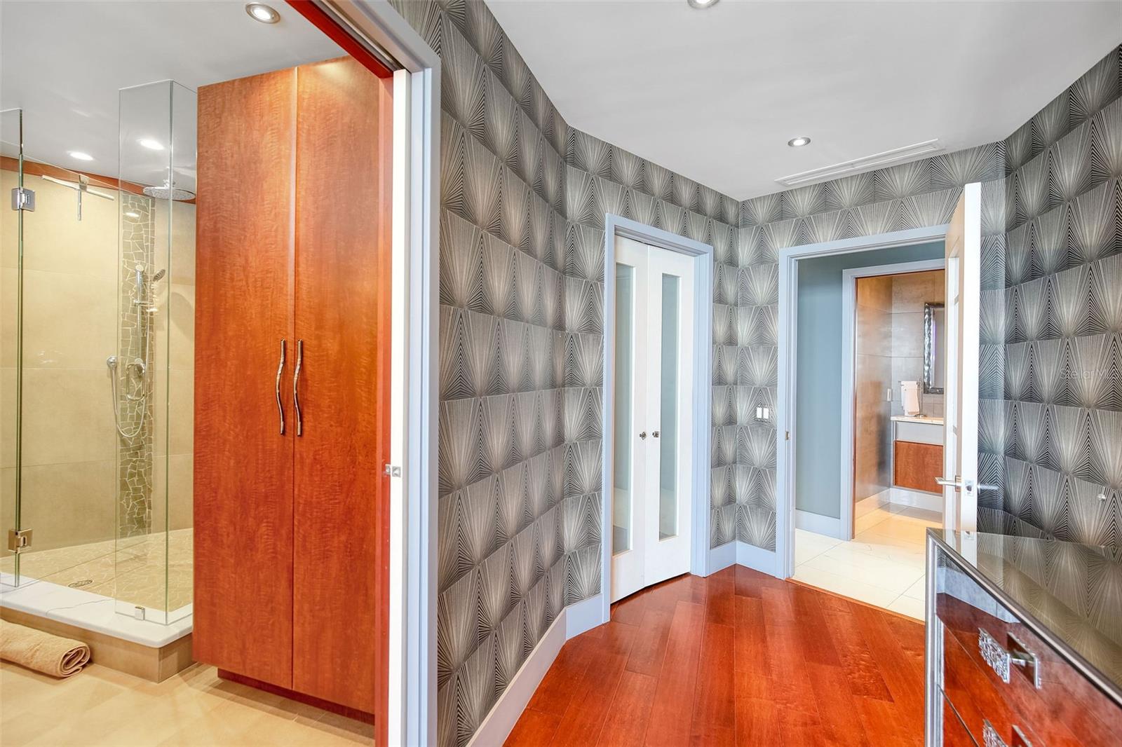 Image 34 of 67 For 175 1st Street S 3103