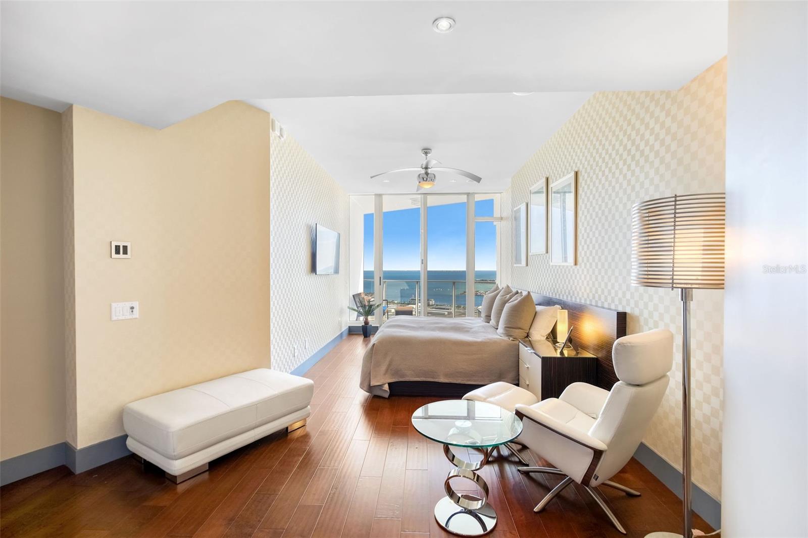 Image 35 of 67 For 175 1st Street S 3103