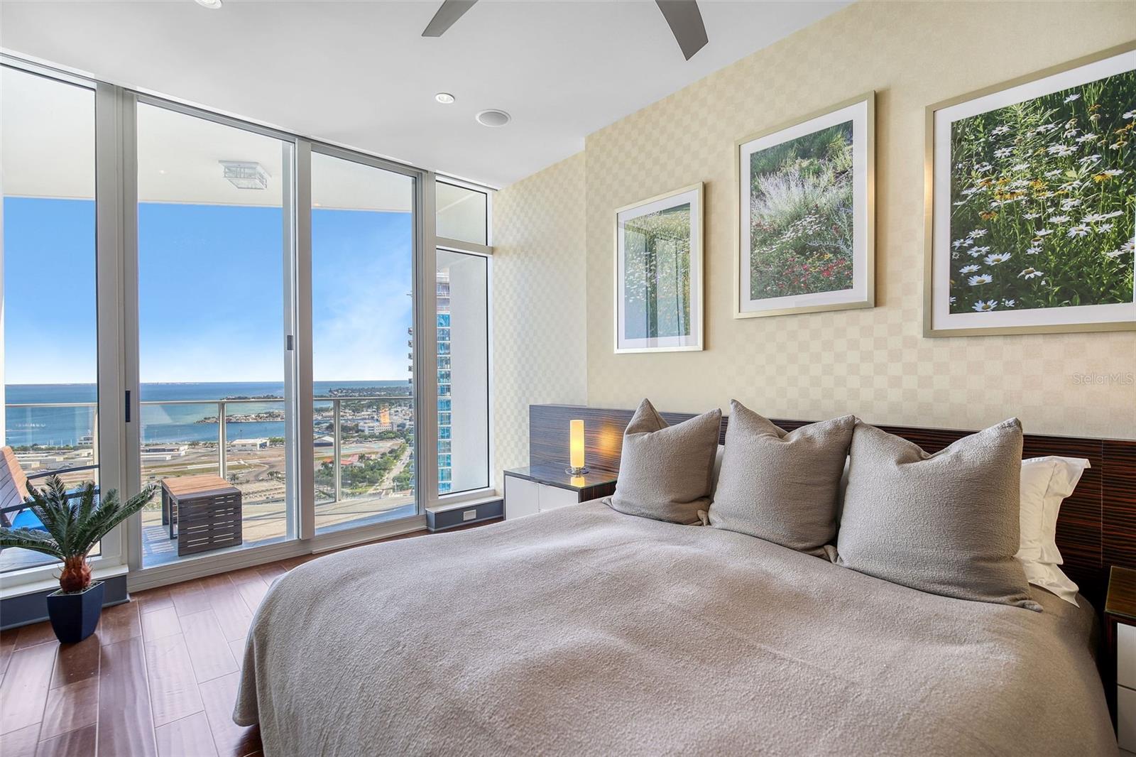 Image 37 of 67 For 175 1st Street S 3103