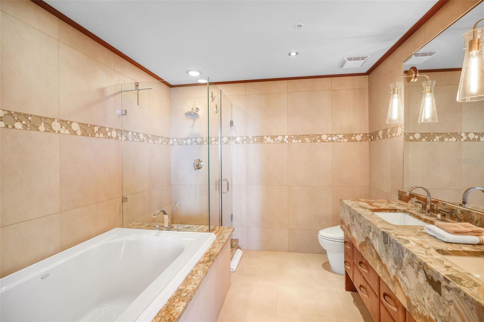 Image 38 of 67 For 175 1st Street S 3103