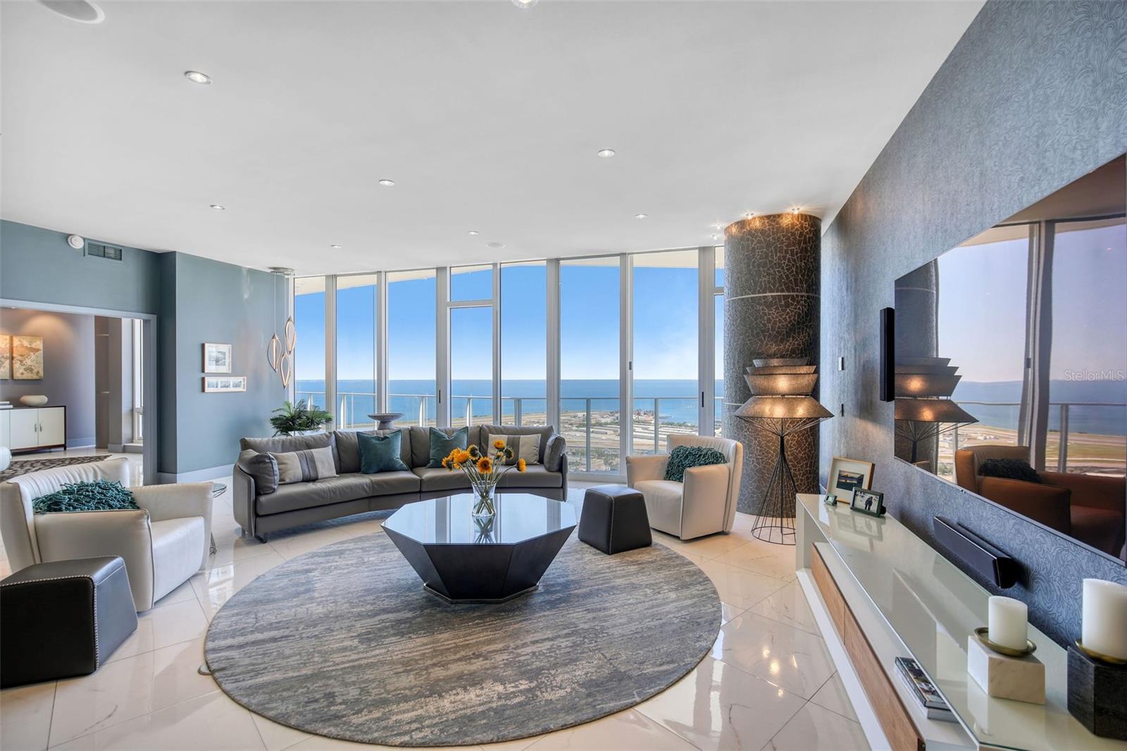 Image 5 of 67 For 175 1st Street S 3103